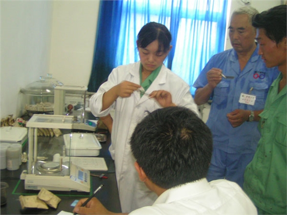 甲乙雙方進行驗收評價